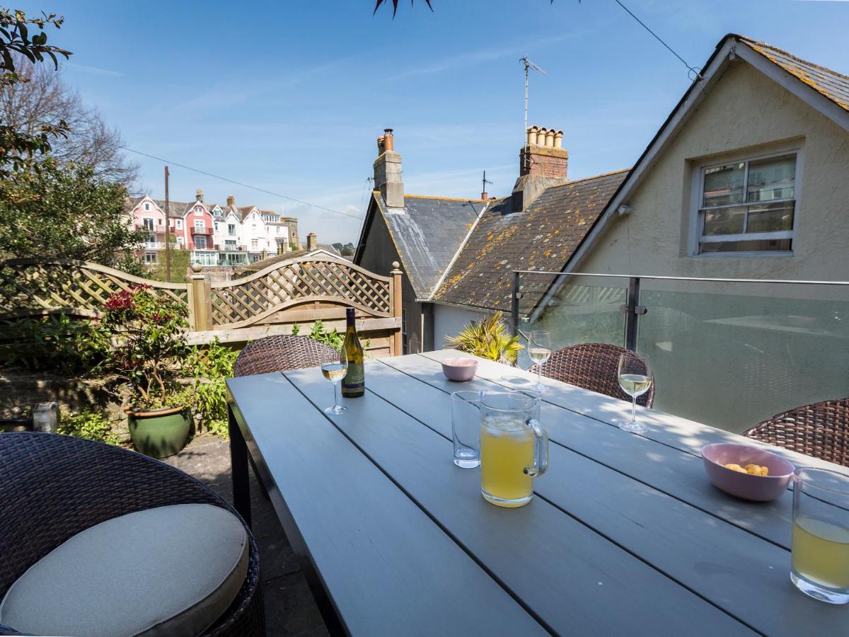 16 Courtenay Street * Salcombe